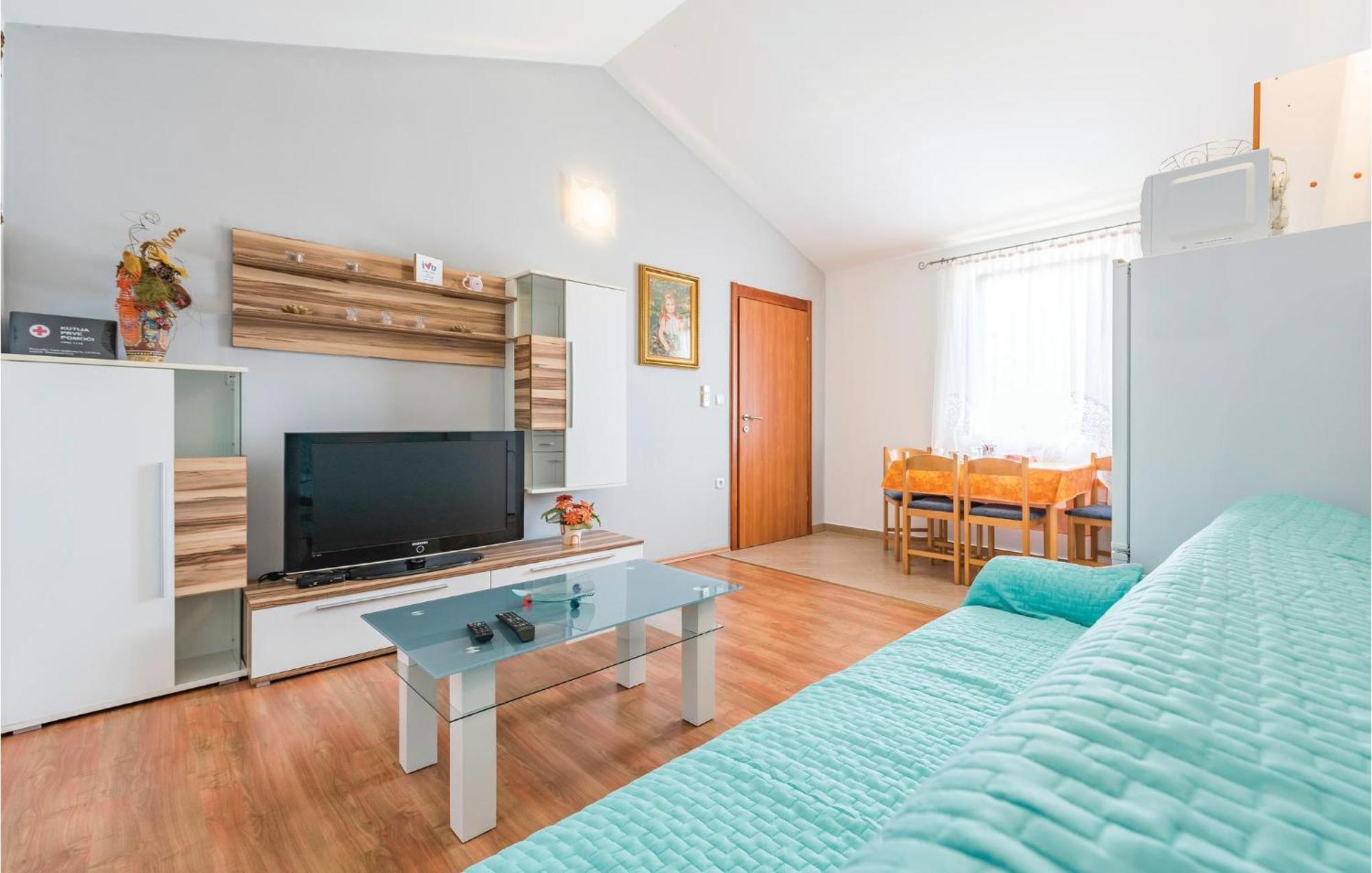 Awesome Home In Zminj With Wifi المظهر الخارجي الصورة