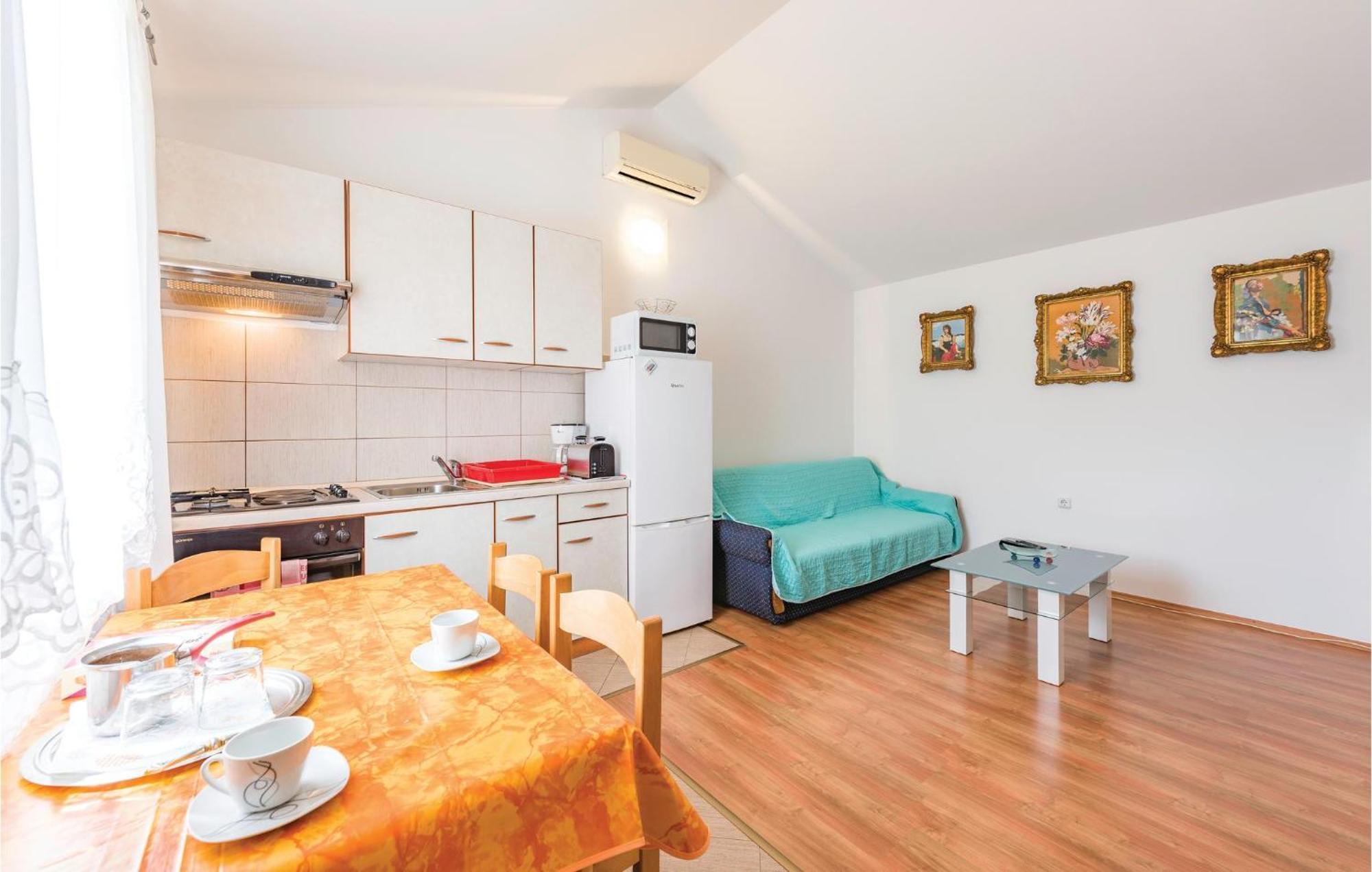Awesome Home In Zminj With Wifi المظهر الخارجي الصورة