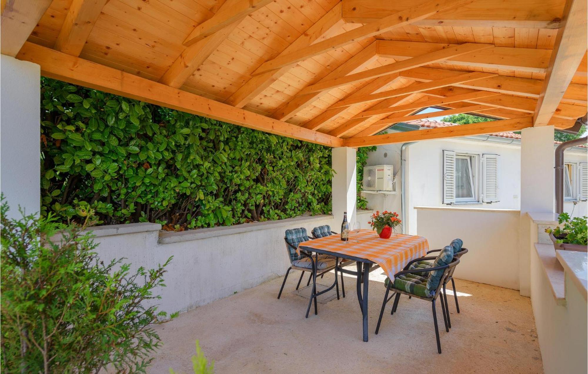 Awesome Home In Zminj With Wifi المظهر الخارجي الصورة